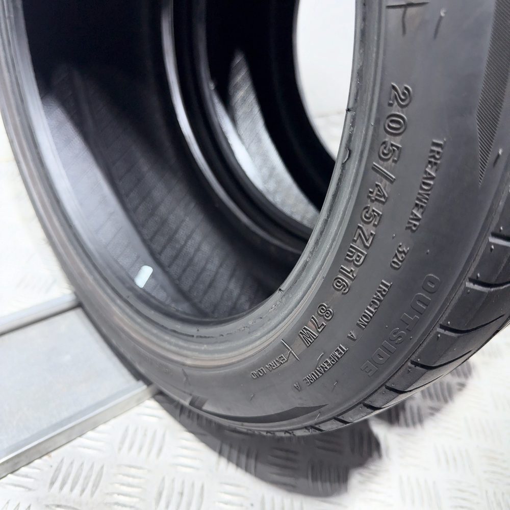 Gomme Usate 205 45 ZR16 87W XL Minerva Radial F205 Estive | Gomme Usate | PrimaGomme.it Minerva Radial F205 205/45 ZR16 87W: fino a 270 km/h, dettaglio fotografico 10