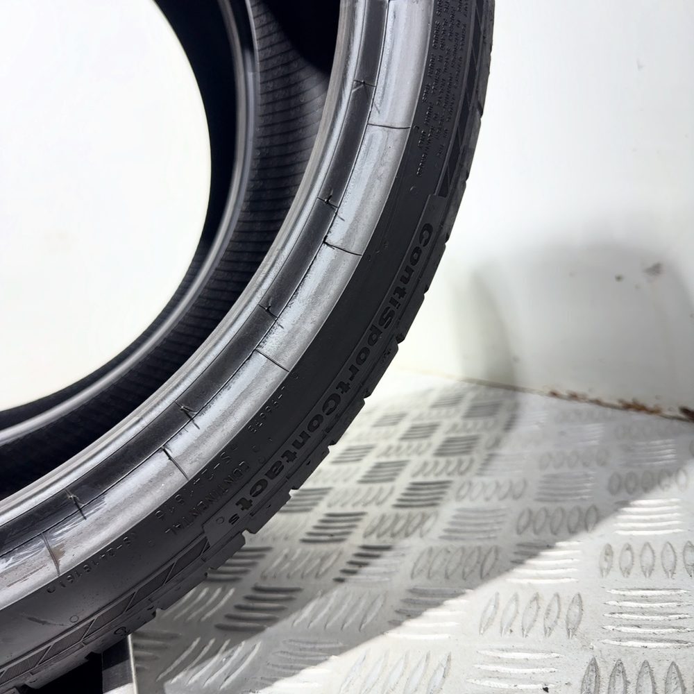 Gomme Usate 215 35 ZR18 84Y XL Continental Contisportcontact 5 76% Estive | Gomme Usate | PrimaGomme.it CONTINENTAL ContiSportContact 5 215/35 ZR18 84Y: fino a 300 km/h, dettaglio fotografico 11