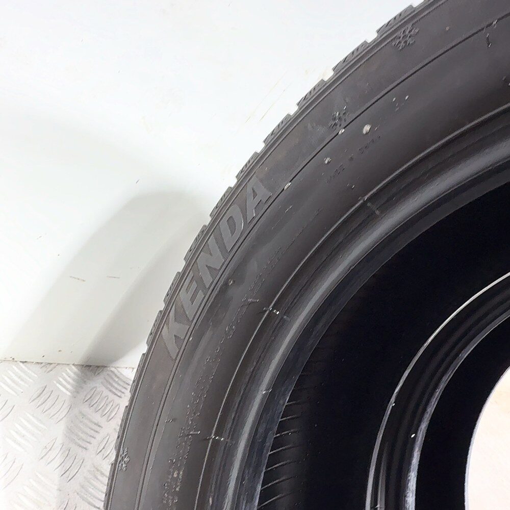 Gomme usate KENDA Wintergen 2 215/60 R17 96H – foto 11 | Prima Gomme KENDA Wintergen 2 215/60 R17 96H, dettaglio fotografico 11