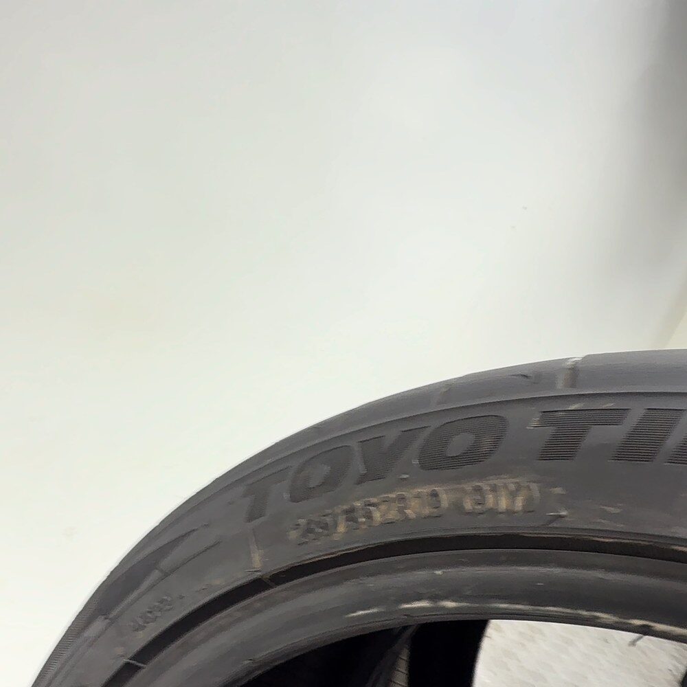 Gomme Usate 235 35 ZR19 91Y XL Toyo Tires Proxes Sport 2 74% Estive | Gomme Usate | PrimaGomme.it TOYO TIRES Proxes Sport 2 235/35 ZR19 91Y: fino a 300 km/h, dettaglio fotografico 11