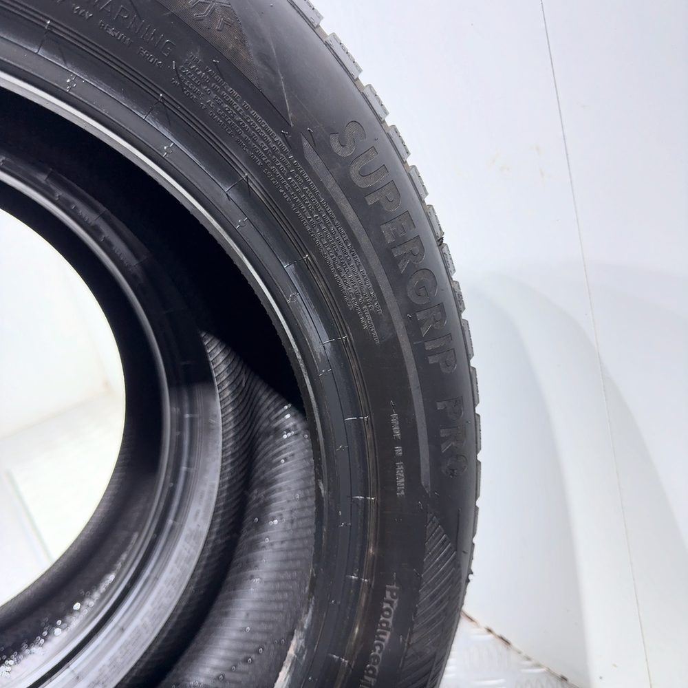 Gomme usate ESA+ TECAR Supergrip Pro 215/55 R17 98V – foto 11 | Prima Gomme ESA+ TECAR Supergrip Pro 215/55 R17 98V, dettaglio fotografico 11