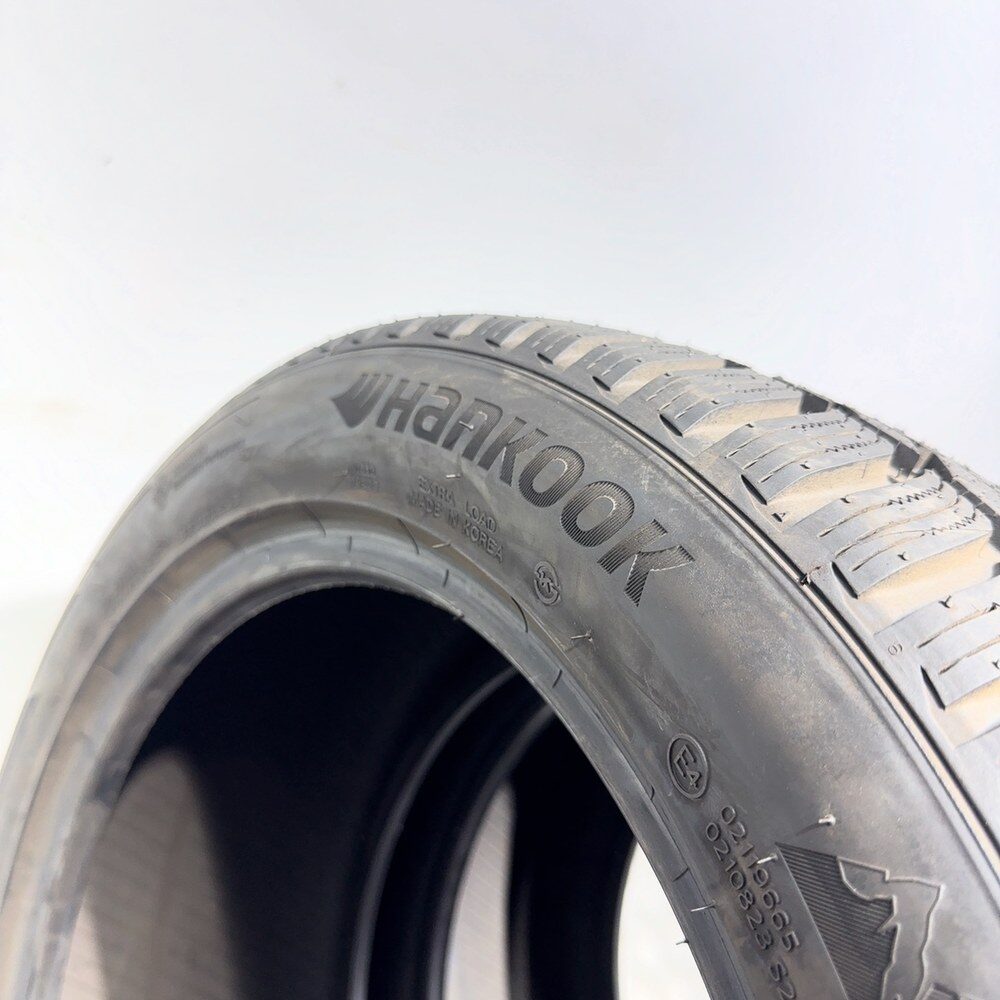 Gomme usate HANKOOK Winter I*Cept Evo3 245/45 R17 99V – foto 12 | Prima Gomme HANKOOK Winter I*Cept Evo3 245/45 R17 99V, dettaglio fotografico 12