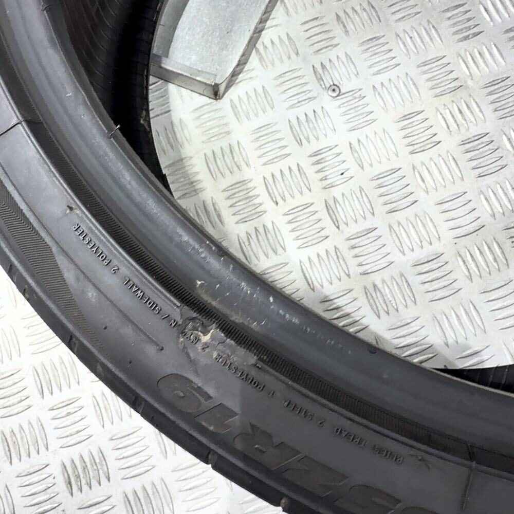 Gomme Usate 235 35 ZR19 91Y XL Toyo Tires Proxes Sport 2 74% Estive | Gomme Usate | PrimaGomme.it TOYO TIRES Proxes Sport 2 235/35 ZR19 91Y: fino a 300 km/h, dettaglio fotografico 13