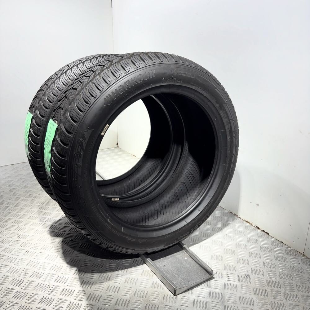 Gomme usate HANKOOK Winter I*Cept Evo3 245/45 R17 99V – foto 16 | Prima Gomme HANKOOK Winter I*Cept Evo3 245/45 R17 99V, dettaglio fotografico 16