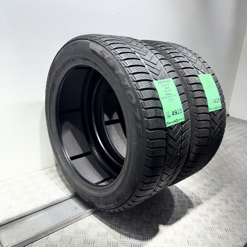 Gomme usate PIRELLI Winter Sottozero 3 255/45 R19 104W: fino a 270 km/h – foto 17 | Prima Gomme PIRELLI Winter Sottozero 3 255/45 R19 104W: fino a 270 km/h, dettaglio fotografico 17